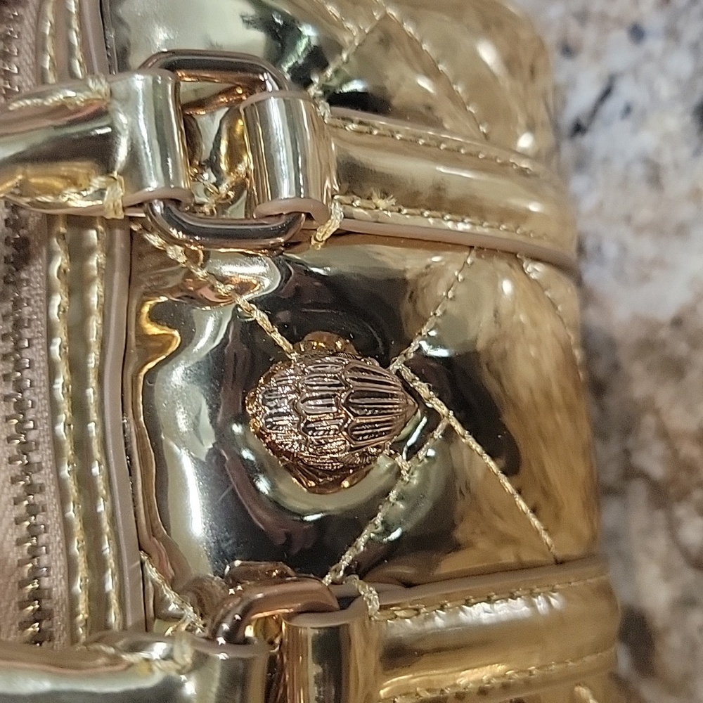 Kurt Guiger NWT kensington boston charm - Picture 2 of 7